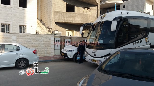 كفرقاسم- فيديو: عودة وفد حافلة المعتمرين والاداري مرسي حمدان عيسى غانمين سالمين الى ارض الوطن  